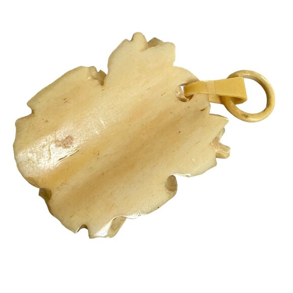 19th Century Victorian Ivory Bone Rose Pendant - Picture 3 of 6